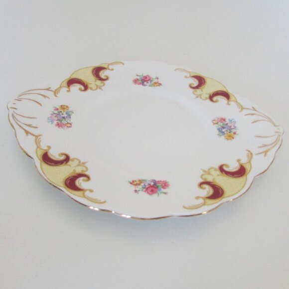 Vintage Salisbury Cake Plate 10.5" serving platter - Picture 2 of 10